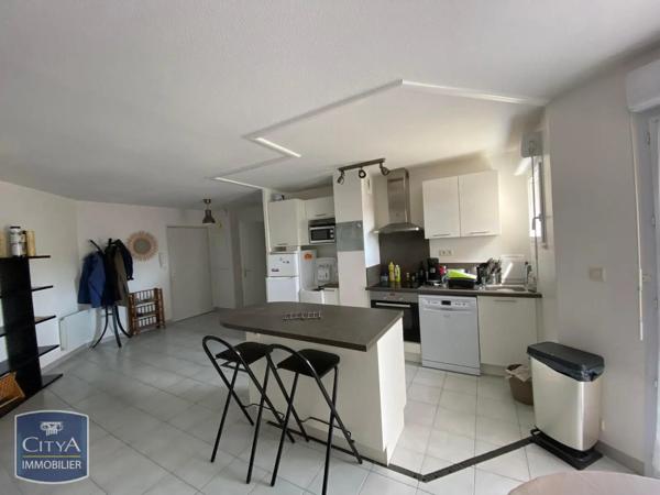 Appartement à louer 3 pièces 64.8m² Poitiers (86000)