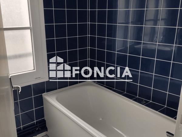 Location Appartement 2 pièces 40.81 m² - 14 PLACE METEZEAU Dreux 28100