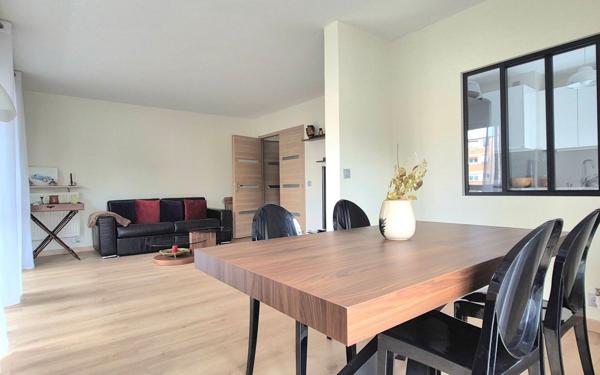Appartement à vendre    3 pièces • 62,73 m2 Brunoy