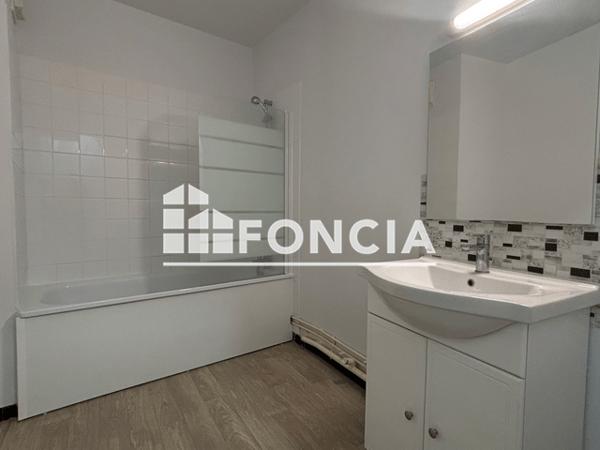 Location Appartement 4 pièces 103 m² - Luisant 28600