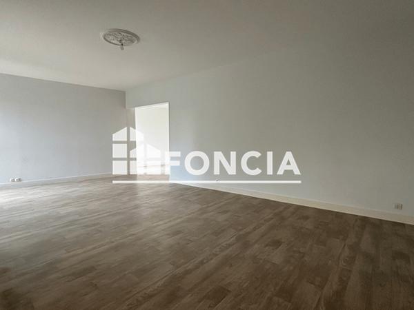Location Appartement 4 pièces 103 m² - Luisant 28600
