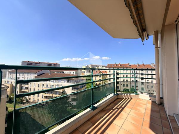 Appartement Villeurbanne 4 pièce(s) 73.73 m2
