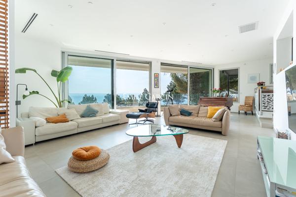 À vendre - Villa contemporaine de luxe - Carry-le-Rouet | Côte Bleue | Front de mer | Vue rade de Marseille | 380 m² | Piscine chauffée | Domaine sécurisé