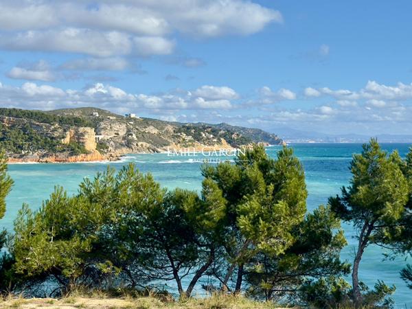 À vendre - Villa contemporaine de luxe - Carry-le-Rouet | Côte Bleue | Front de mer | Vue rade de Marseille | 380 m² | Piscine chauffée | Domaine sécurisé