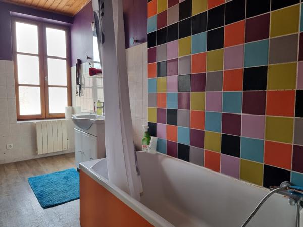 Maison
                                                                                                                                                                                                                                                                                                                        5 pièce(s)                                                                                                                                                                                                          4 chambre(s)                                                                                                                                                                                                          137.34  m²