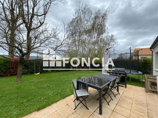 Location Maison 5 pièces 96.1 m² - 27 RUE DU POITOU La Romagne 49740