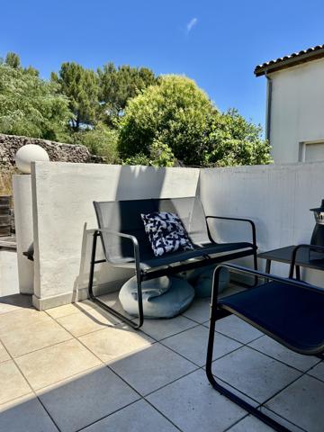 Appartement
         3 pièces
        - 68 m² 329 680 € *