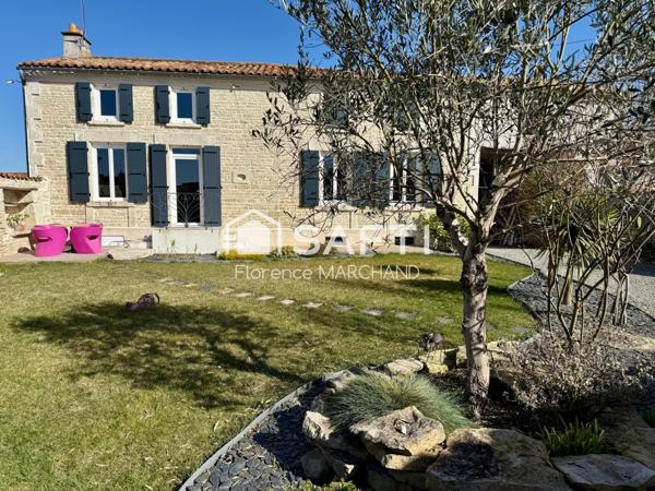 BELLE MAISON EN PIERRE RENOVEE LUMINEUSE AU CALME