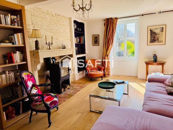 BELLE MAISON EN PIERRE RENOVEE LUMINEUSE AU CALME