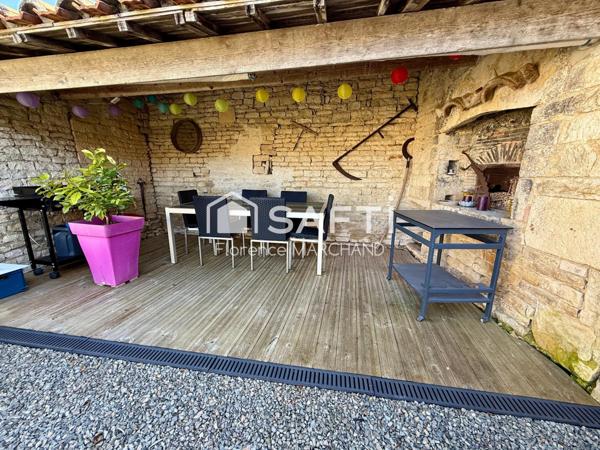 BELLE MAISON EN PIERRE RENOVEE LUMINEUSE AU CALME