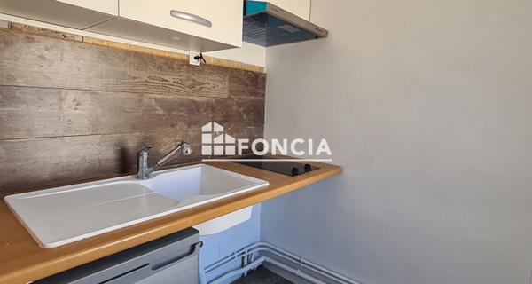 Location Studio 32.5 m² - Avignon 84000