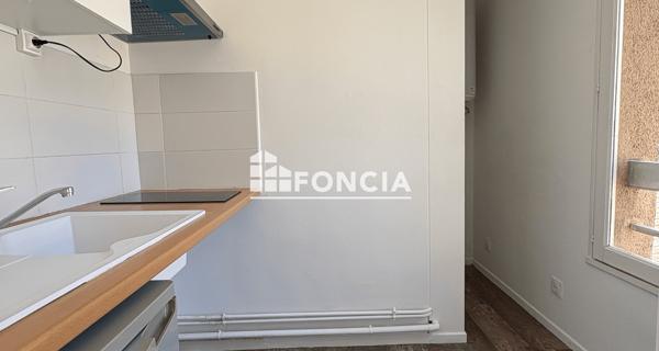 Location Studio 32.5 m² - Avignon 84000