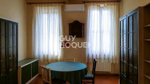 Belle demeure du XVIIe Siècle - Un Joyau Historique au Coeur de Carpentras