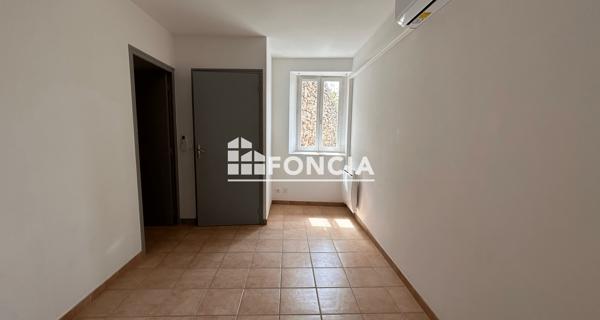 Location Maison 4 pièces 88.69 m² - Uchaux 84100