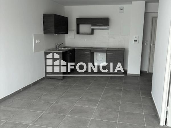 Location Appartement 4 pièces 80.1 m² - Avignon 84000