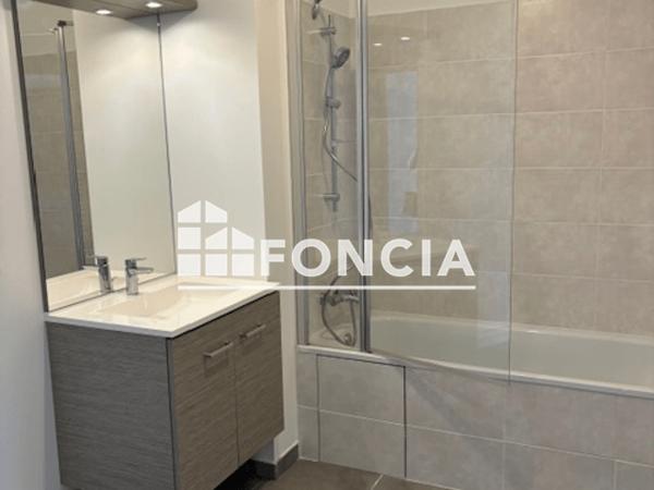 Location Appartement 4 pièces 80.1 m² - Avignon 84000