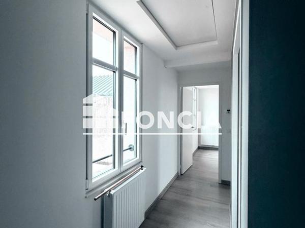 Location Maison 5 pièces 110.87 m² - La Romagne 49740