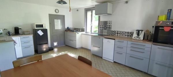 À vendre Montjean sur LOIRE , maison 5 chambres, 165 m2 avec jardin et une vue magnifique Détails des diagnostics énergétiques
