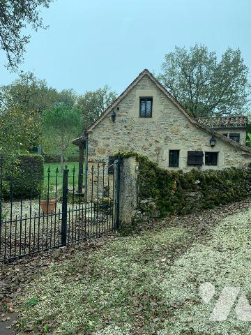 A VENDRE - A BEAUREGARD (46260-LOT) - Magnifique enclos au calme et sans vis-à-vis au milieu de...
