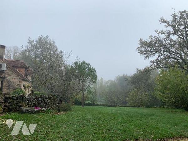 A VENDRE - A BEAUREGARD (46260-LOT) - Magnifique enclos au calme et sans vis-à-vis au milieu de...