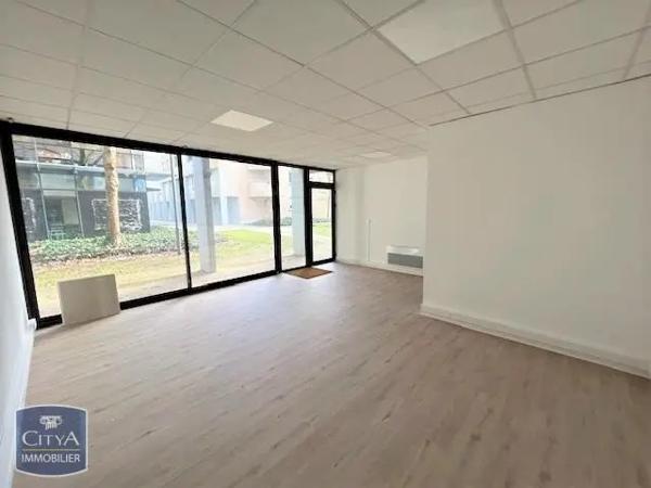 Local commercial à louer 34.25m²