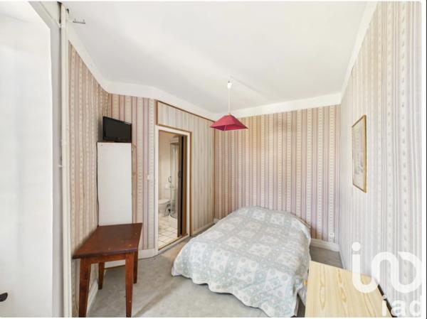 Maison à vendre 10 pièces 311 m² Châlus