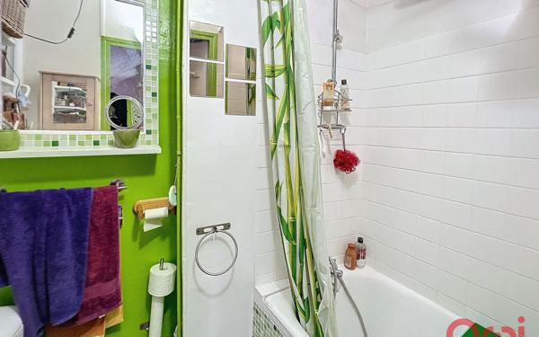 Appartement à vendre    4 pièces • 70 m2 Paris 11