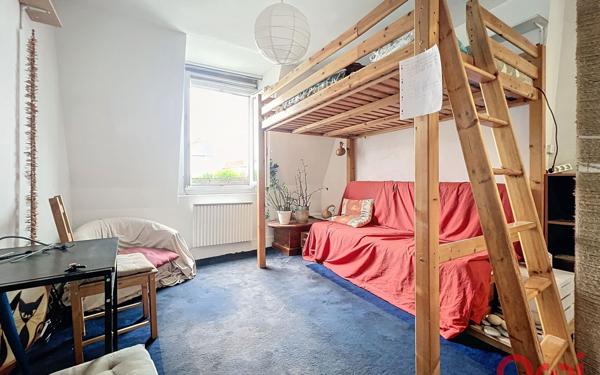 Appartement à vendre    4 pièces • 70 m2 Paris 11