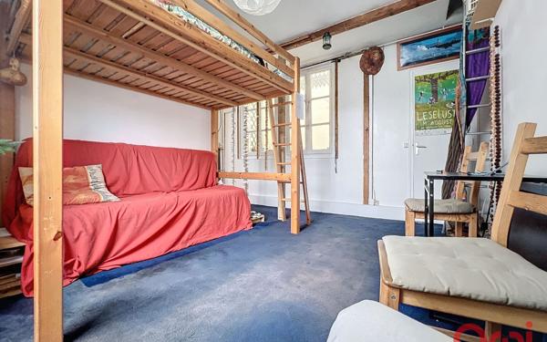 Appartement à vendre    4 pièces • 70 m2 Paris 11