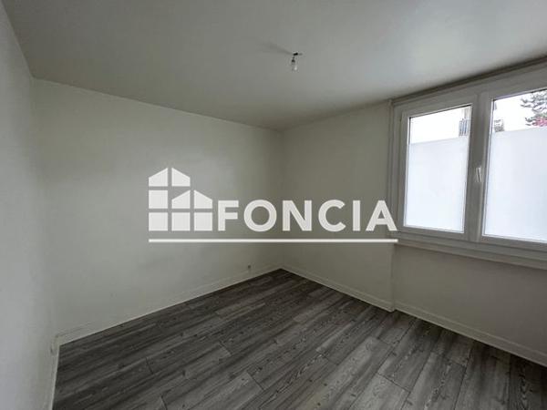 Location Appartement 3 pièces 68 m² - 27 RUE CHEVREUL Dijon 21000