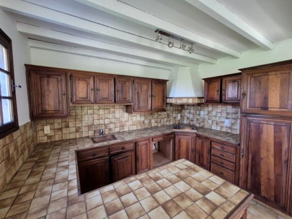 Maison familiale de 5 chambres et deux bureaux, LA ROMIEU (32)