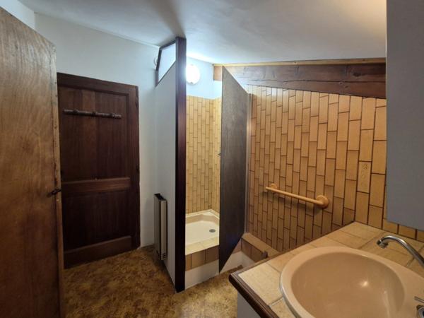 Maison familiale de 5 chambres et deux bureaux, LA ROMIEU (32)