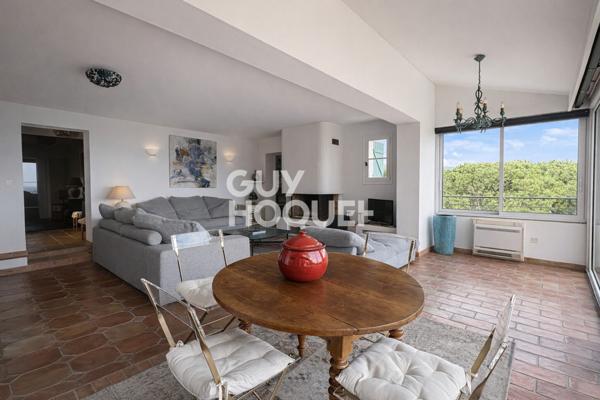 Villa vue mer avec piscine vendre de 9 pièces de 250 m²