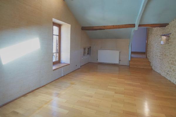 Maison à vendre à Châtillon - Référence 2303