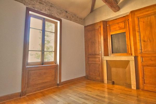 Maison à vendre à Châtillon - Référence 2303