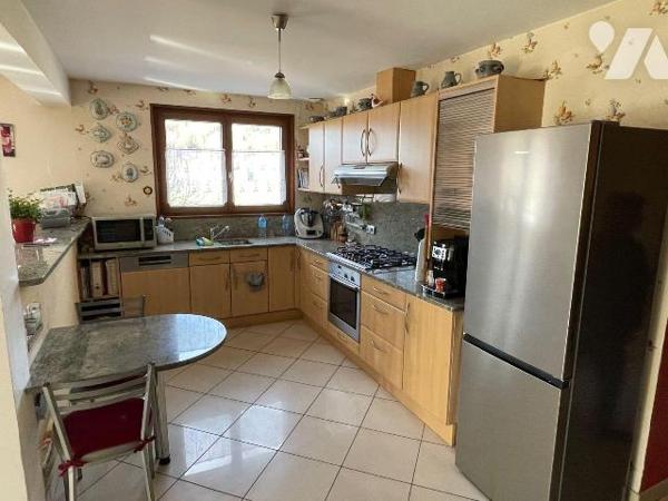 A VENDRE PAVILLON VILLA MAISON LE VAL D'AJOL VOSGES 88340 PLAIN-PIED
Maison individuelle const...