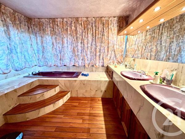 Maison à vendre  9 pièces - 202,34 m2 CLAYE SOUILLY - 77