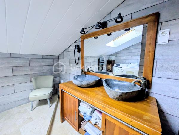 Maison contemporaine de 196 m²