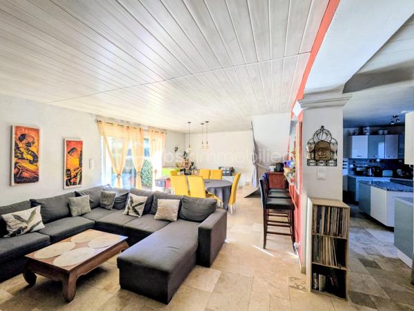 Maison contemporaine de 196 m²