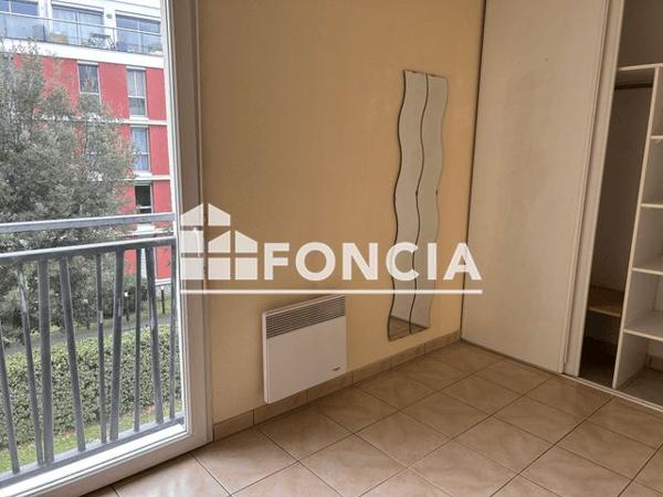 Location Appartement 2 pièces 42.84 m² - 110 COURS SAINT LOUIS Bordeaux 33000