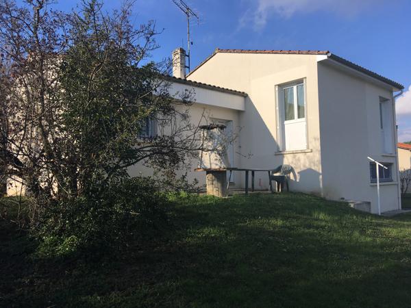 EXCLUSIVITE A VENDRE JOLIE VILLA AVEC GARAGE ET JARDIN