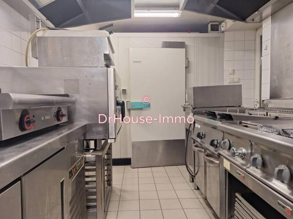 Commerce à vendre 4 pièces de 120 m²
