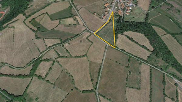 Terrain de 527 m² viabilisée (lot 15) – Le Puy
