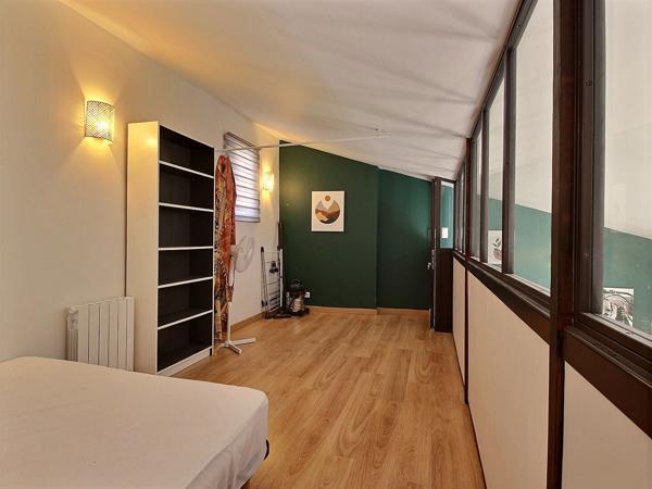 Intra muros appartement T4 73.50 m² rénové