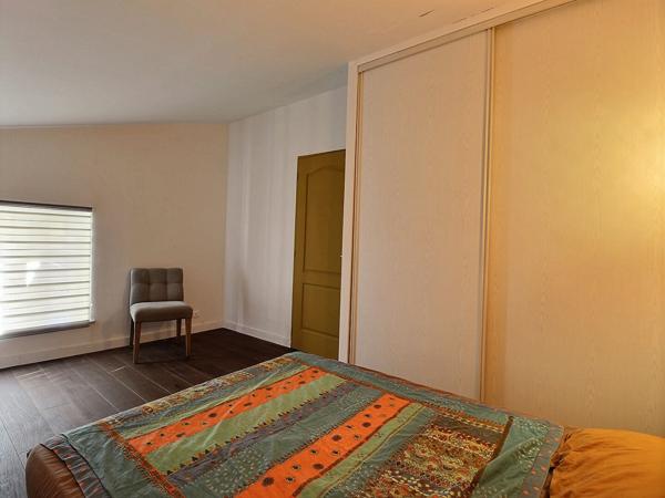 Intra muros appartement T4 73.50 m² rénové