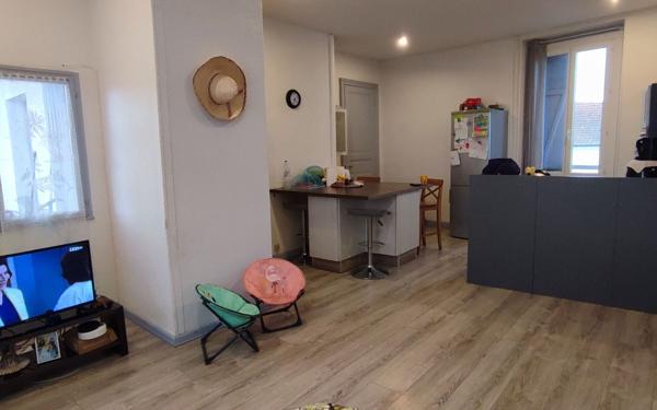 Appartement à vendre    2 pièces • 59,73 m2 Vic-en-Bigorre