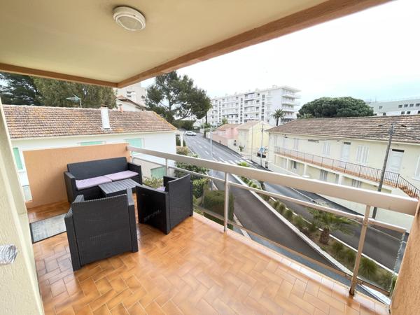2 pièces, parking. 2 terrasses, deux salles de bains, 2 wc Cavalaire-sur-Mer (83240)