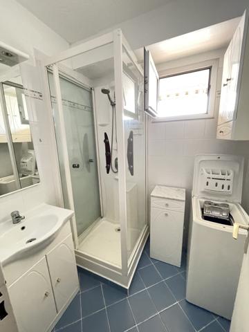 2 pièces, parking. 2 terrasses, deux salles de bains, 2 wc Cavalaire-sur-Mer (83240)