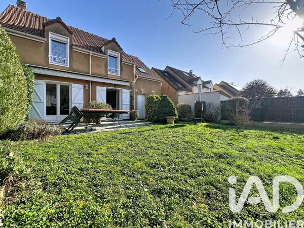 Maison à vendre 6 pièces 121 m² Tournan-en-Brie