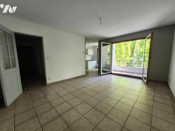 NANTES Centre - T3 rue Paul Bellamy avec 2 stationnements